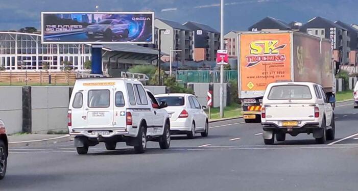 南非高速?gòu)V告