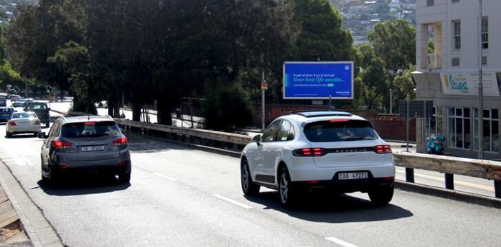 南非高速?gòu)V告