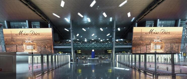 卡塔爾機(jī)場廣告